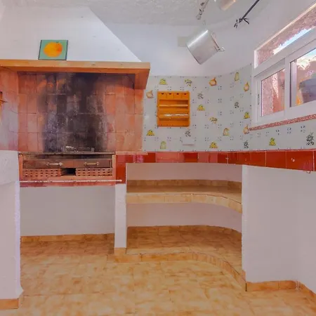 Villas Guzman - Casa Roja Moraira